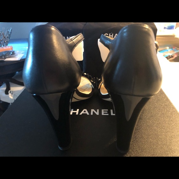 🦋CHANEL heels with bows and flowers🌸 GORGEOUS‼️ - Picture 7 of 12